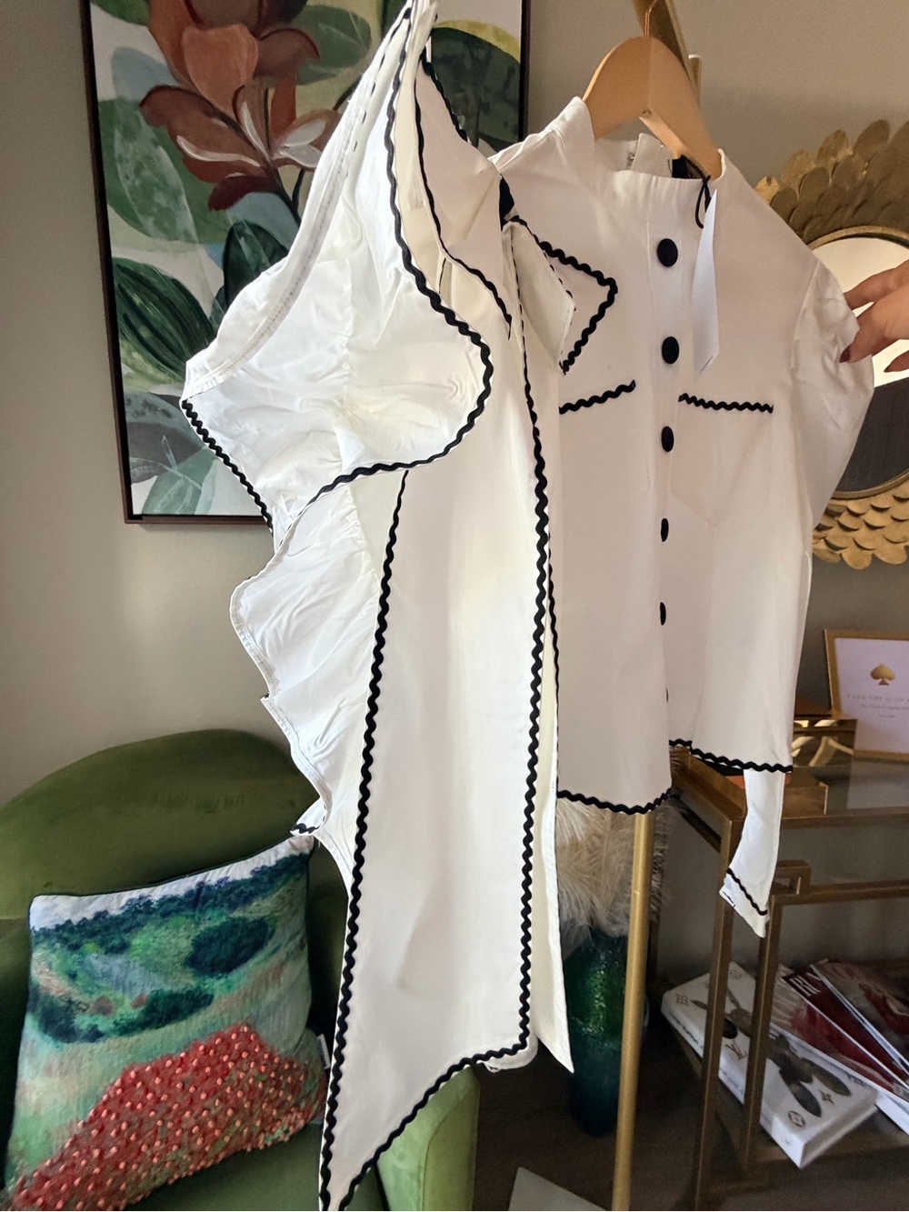 AKIRA White Statement Ruffle Blouse Black Trim Cotton Stretch Size Small NWT - Picture 8 of 14